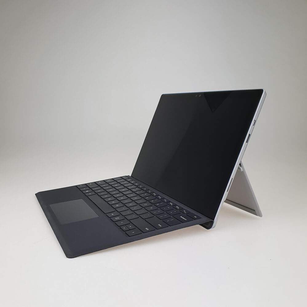 Surface Pro 4 M3-6Y30/4GB/128NVMe/Win11 IPS